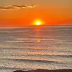 Nomad's Surf & Sunset Haven, 2 Bedrooms, Santa Cruz شقة *