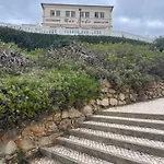 Nomad's Surf & Sunset Haven, 2 Bedrooms, Santa Cruz Silveira (Lisbon)