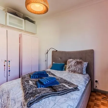 Nomad's Surf & Sunset Haven, 2 Bedrooms, Santa Cruz Silveira (Lisbon)