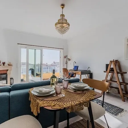 Nomad's Surf & Sunset Haven, 2 Bedrooms, Santa Cruz * Silveira (Lisbon)