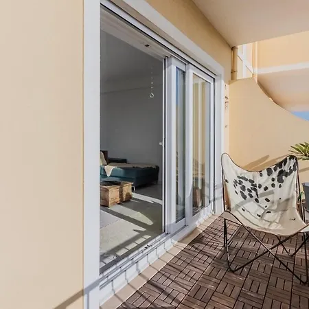 Nomad's Surf & Sunset Haven, 2 Bedrooms, Santa Cruz Apartament Silveira (Lisbon)