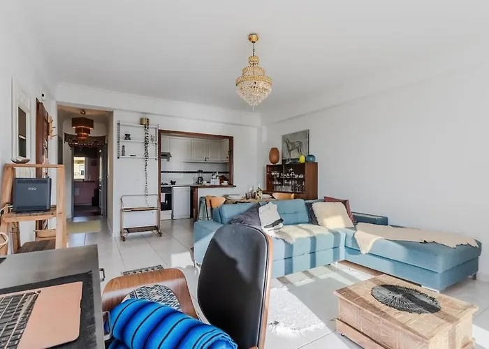 Nomad's Surf & Sunset Haven, 2 Bedrooms, Santa Cruz شقة Silveira (Lisbon)