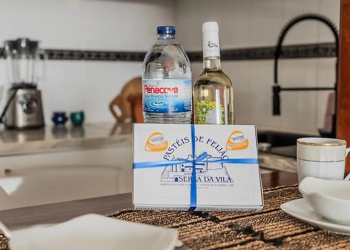 Nomad's Surf & Sunset Haven, 2 Bedrooms, Santa Cruz * Silveira (Lisbon)