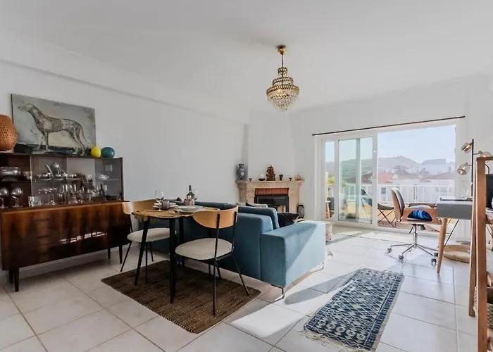 Nomad's Surf & Sunset Haven, 2 Bedrooms, Santa Cruz Silveira (Lisbon)
