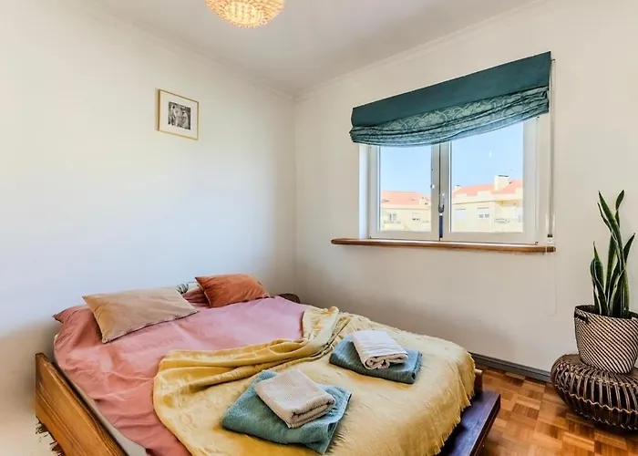 Nomad's Surf & Sunset Haven, 2 Bedrooms, Santa Cruz Silveira (Lisbon)